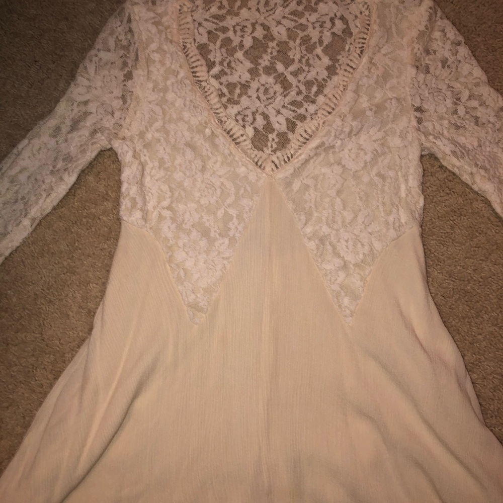 Long sleeve lace short dress